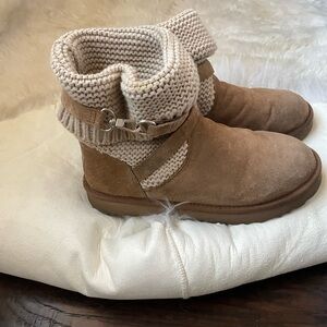 Discontinued UGG knitted buckle classic tan boots